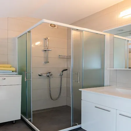 Katarina - Two-bedroom 4 Adults - Izme U Ribnjaka Street No 1 - #1 Appartement *